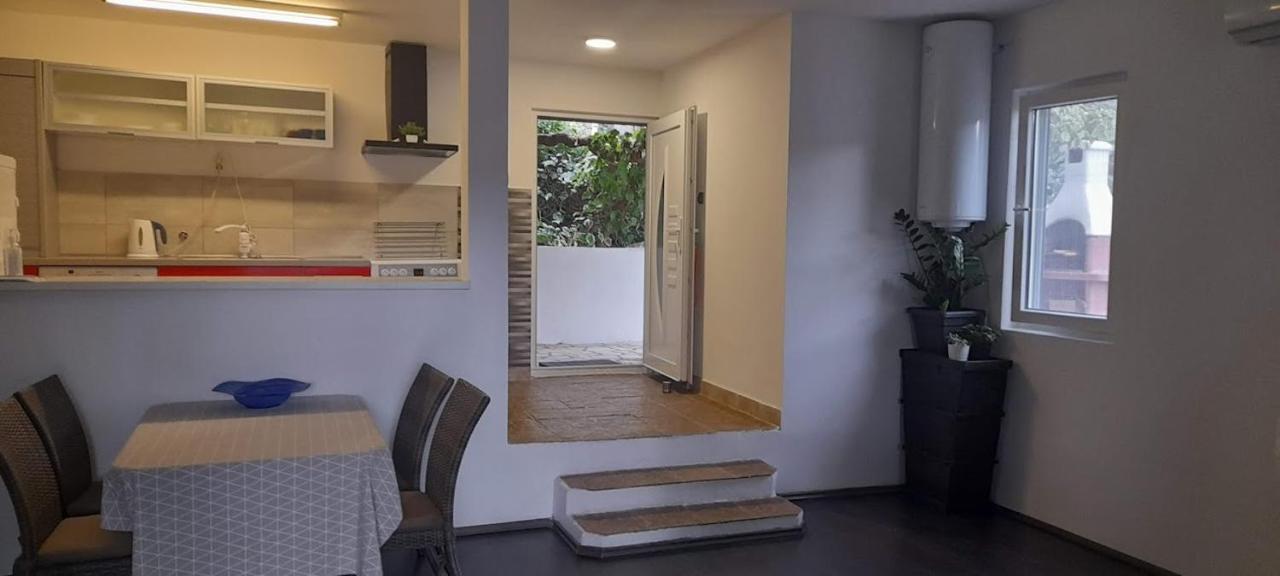 Apartment Rupena Klimno Exteriér fotografie